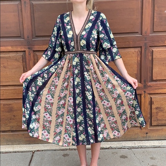 Coeur De Vague floral midi dress - Picture 2 of 12